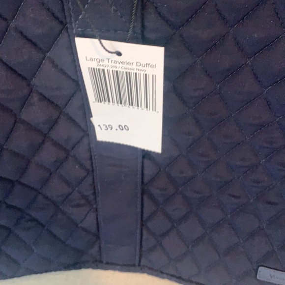 NWT Vera Bradley large duffel classic navy - Picture 4 of 8